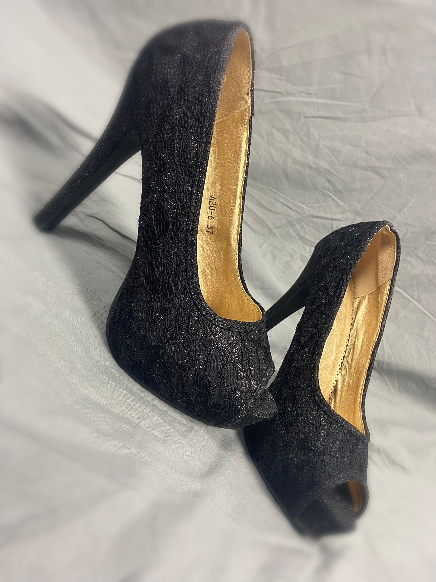 Heels black